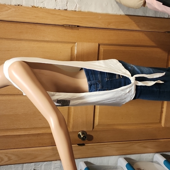 Womens Sleeveless Top - Picture 3 of 6